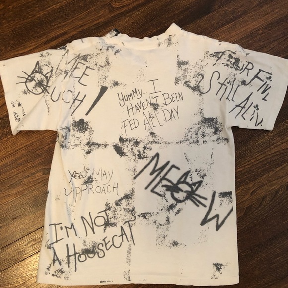 Vintage DC Cat Woman Batman graffiti print 2 sides- US Small Top Crop top- Rare - Picture 2 of 10